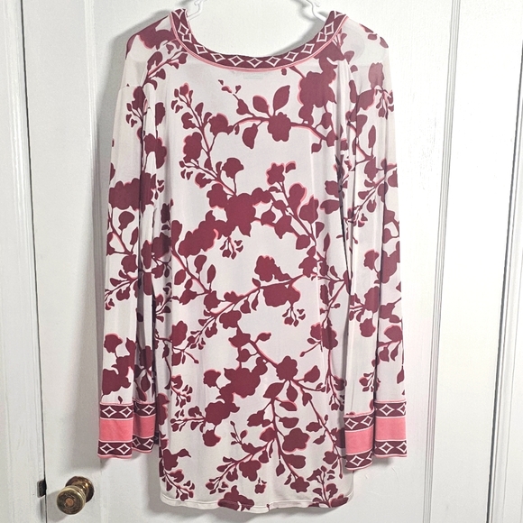 BCBGMaxAzria Floral Blouse - Picture 2 of 6